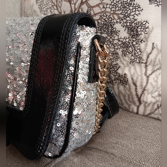 Kate Spade Black and Silver Sequin Crossbody Bag EUC - Picture 7 of 10